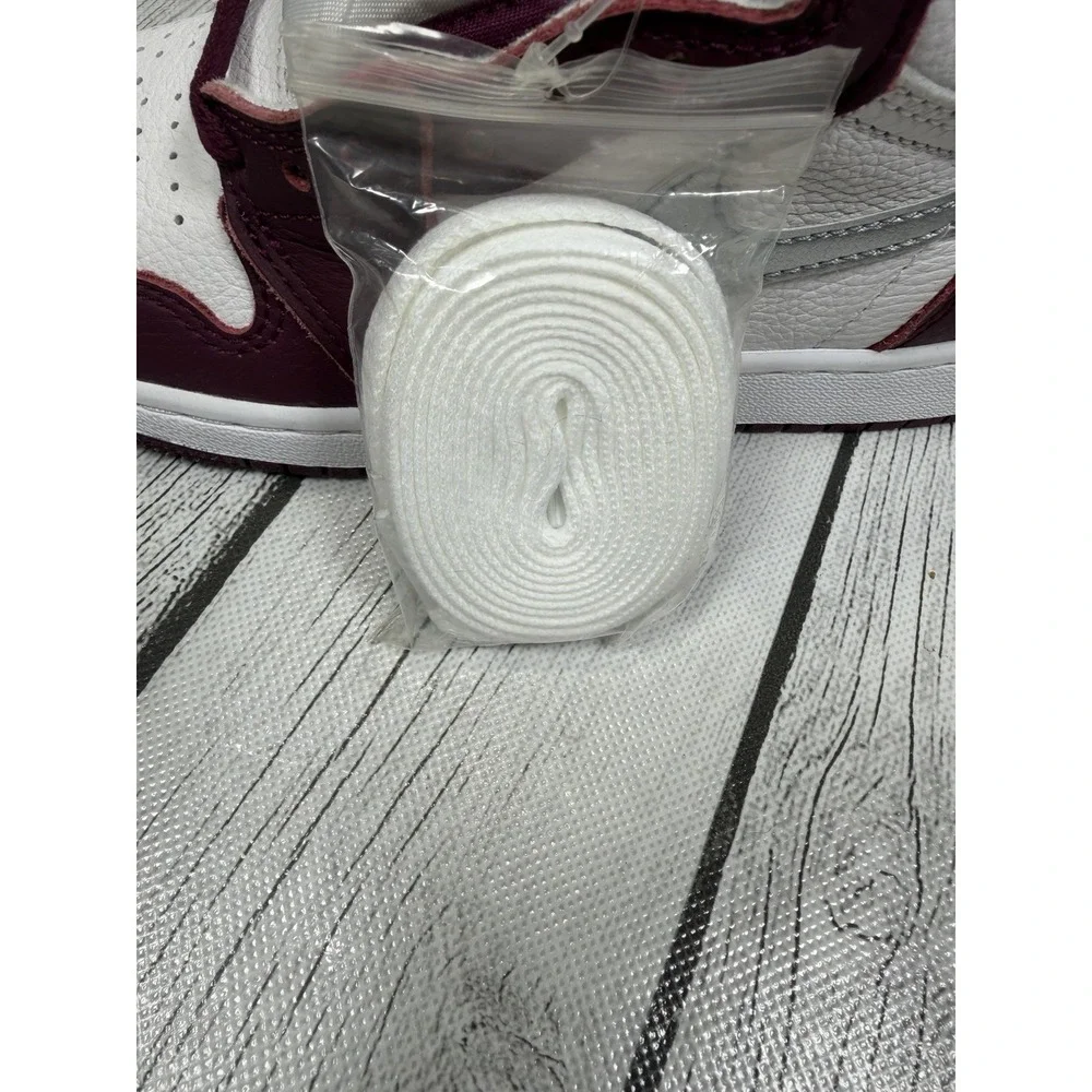 Nike Air Jordan 1 Retro High OG GS High Top Bordeaux/White/Silver 4Y 575441-611